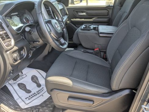 Used 2025 RAM 1500 Warlock AWD/4WD image 13