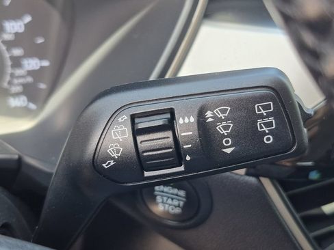 Used 2022 Ford Escape SEL FWD image 26