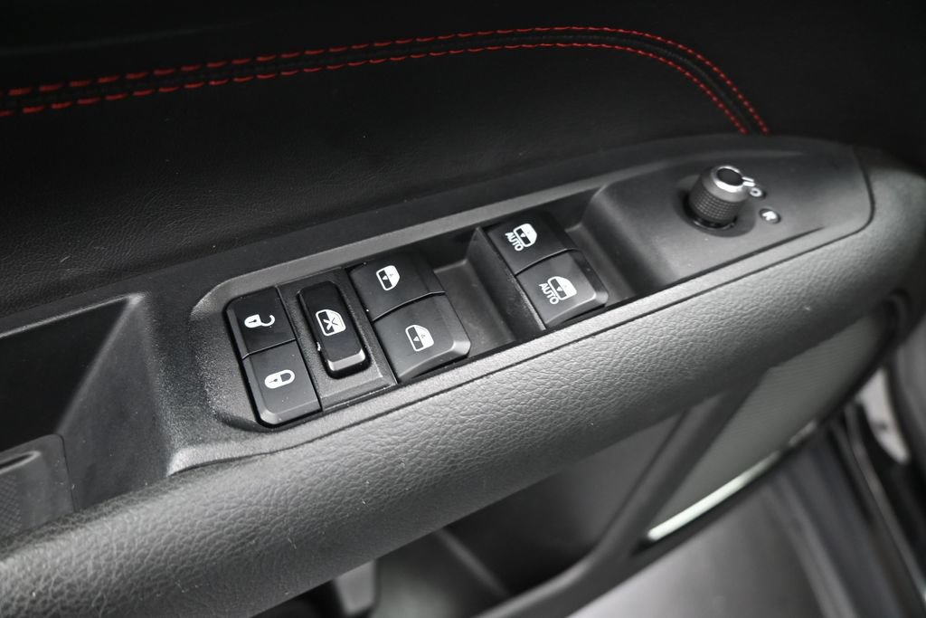 Used 2024 Jeep Compass Trailhawk AWD/4WD image 13