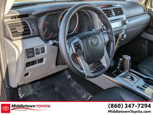 Used 2011 Toyota 4Runner SR5 w/ Premium Pkg w/Leather image 16