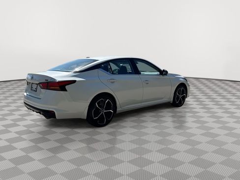 Certified 2025 Nissan Altima 2.5 SR FWD image 12