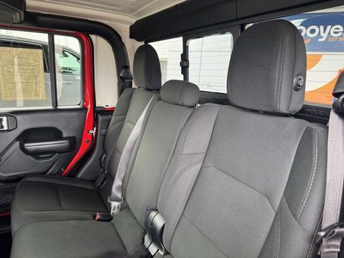 Used 2020 Jeep Gladiator Sport w/ Quick Order Package 24S image 35
