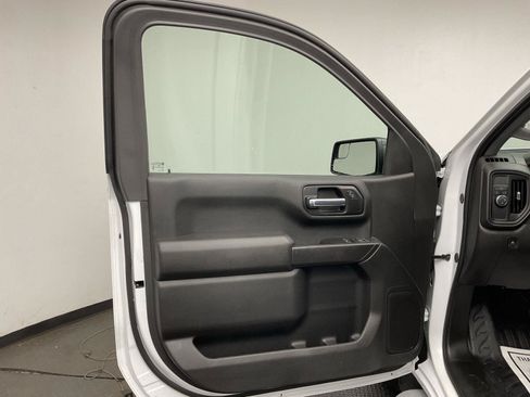 Used 2025 Chevrolet Silverado 1500 W/T RWD image 9