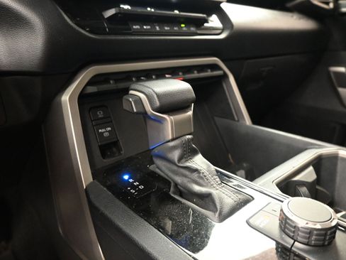 Used 2022 Toyota Tundra SR5 w/ Convenience Package image 15