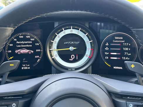 Certified 2025 Porsche 911 GT3 RS RWD image 23