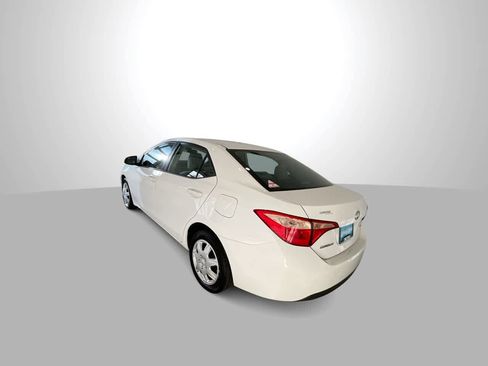 Used 2017 Toyota Corolla LE FWD image 6