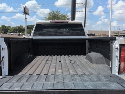 Used 2023 GMC Sierra 2500 AT4 w/ Gooseneck/5TH Wheel Package AWD/4WD image 6