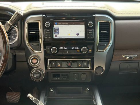 Used 2016 Nissan Titan Platinum Reserve AWD/4WD image 11