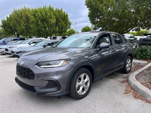 Used 2024 Honda HR-V LX image 3