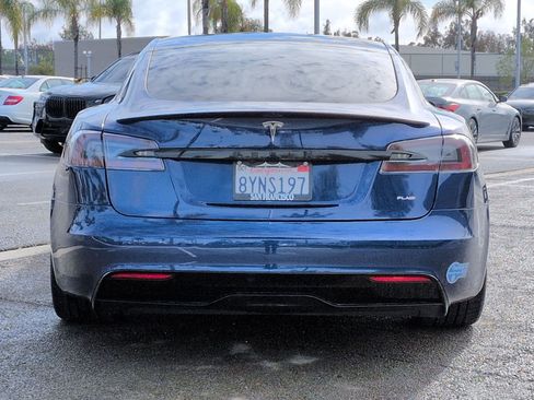 Used 2021 Tesla Model S Plaid image 9