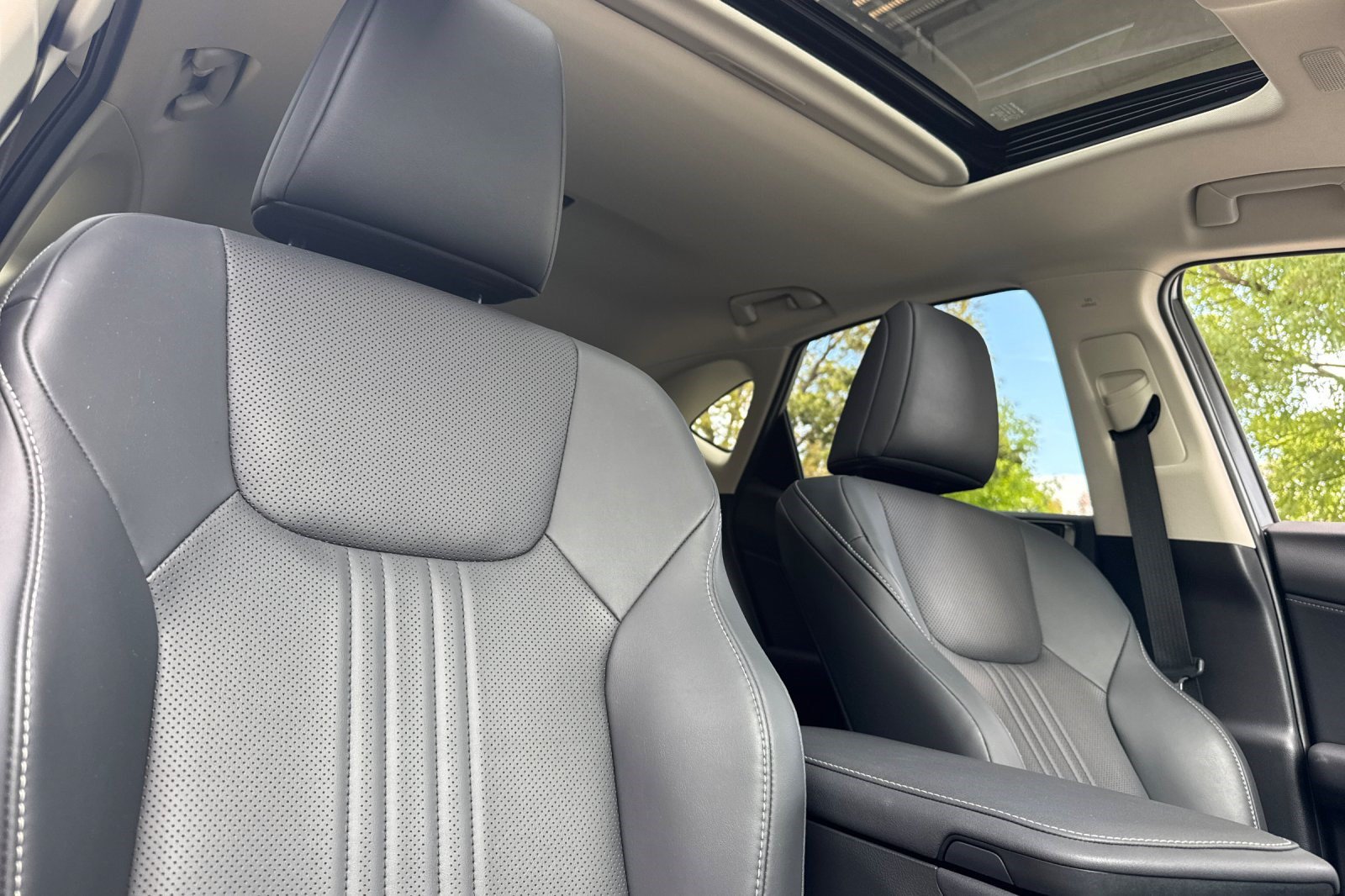 Used 2024 Lexus NX 350h AWD image 30