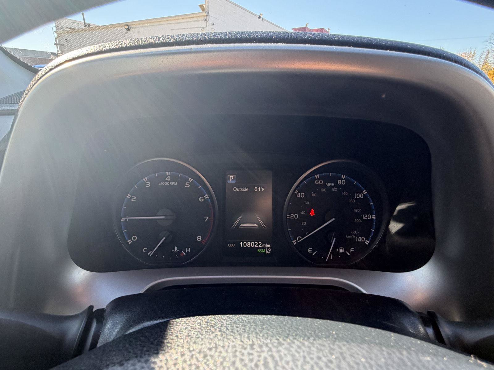 Used 2017 Toyota RAV4 XLE AWD/4WD image 19