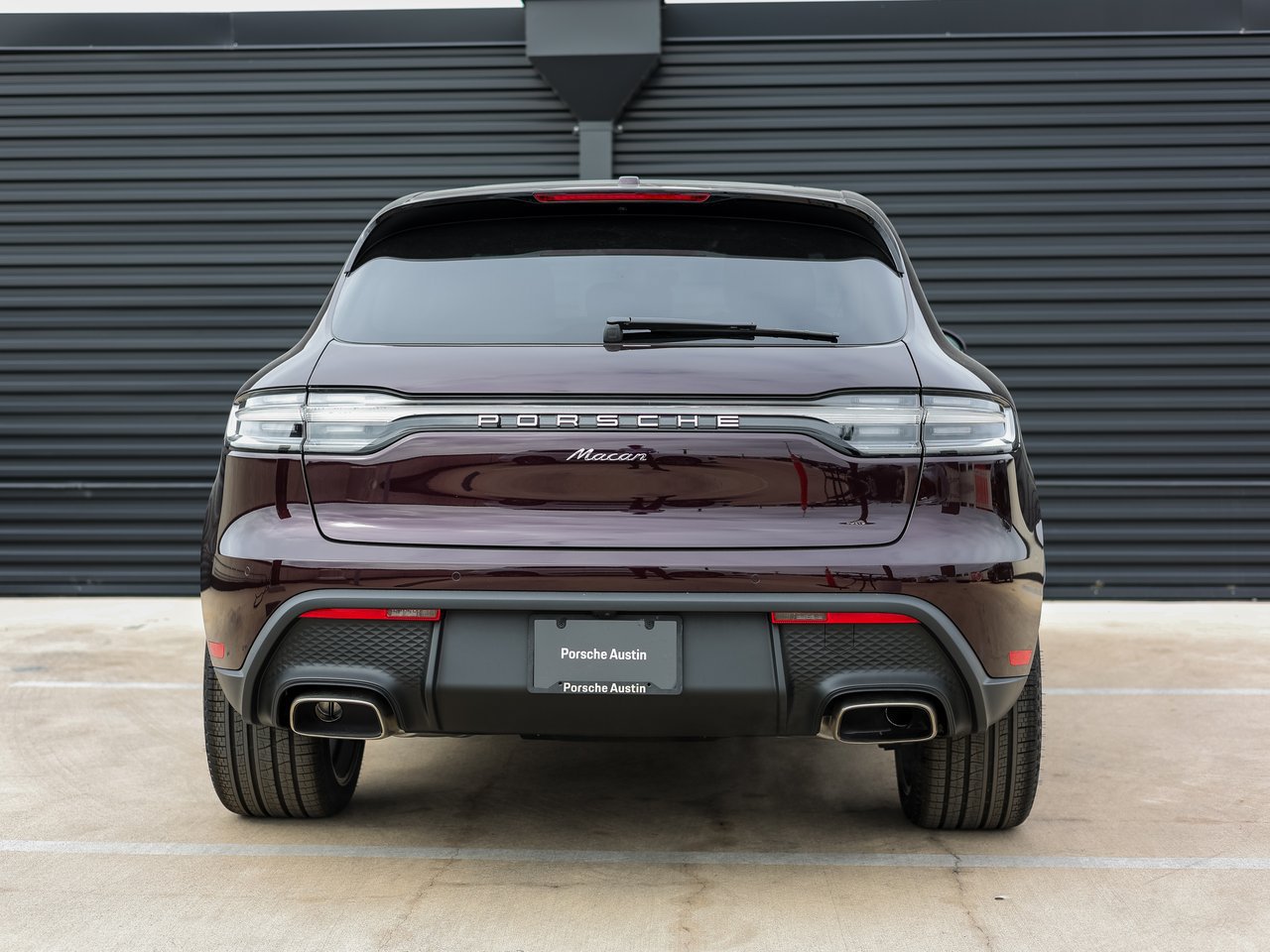 Certified 2026 Porsche Macan AWD/4WD image 6