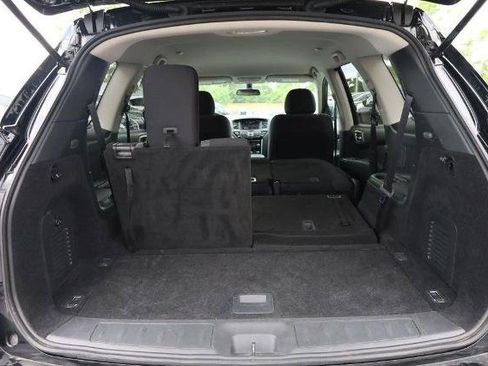 Used 2019 Nissan Pathfinder S FWD image 8