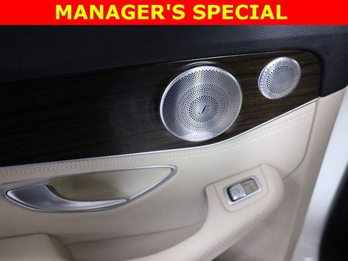Used 2016 Mercedes-Benz C 300 4MATIC Sedan image 38