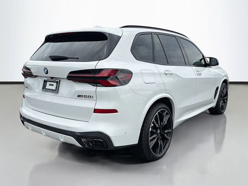 New 2026 BMW X5 M60i image 4