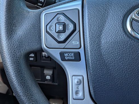 Used 2015 Toyota Tundra SR5 image 21