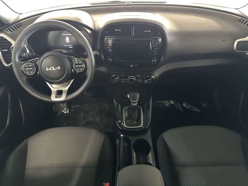 Used 2023 Kia Soul LX w/ Option Group 015 FWD image 23
