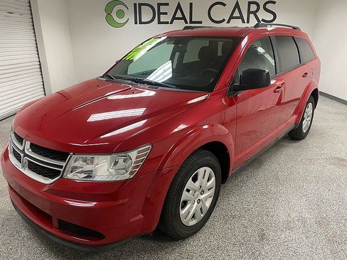 Used 2016 Dodge Journey SE w/ Flexible Seating Group image 1