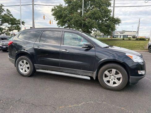 Used 2012 Chevrolet Traverse LT w/ LPO, 'HIT The Road' Package FWD image 29