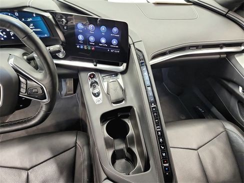 Used 2020 Chevrolet Corvette Stingray Preferred Cpe w/ 2LT Preferred Equipment Group image 24