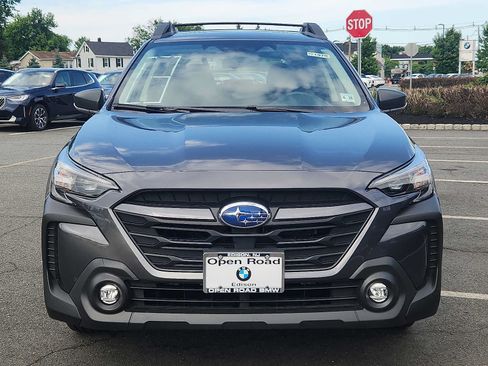 Used 2024 Subaru Outback AWD/4WD image 2
