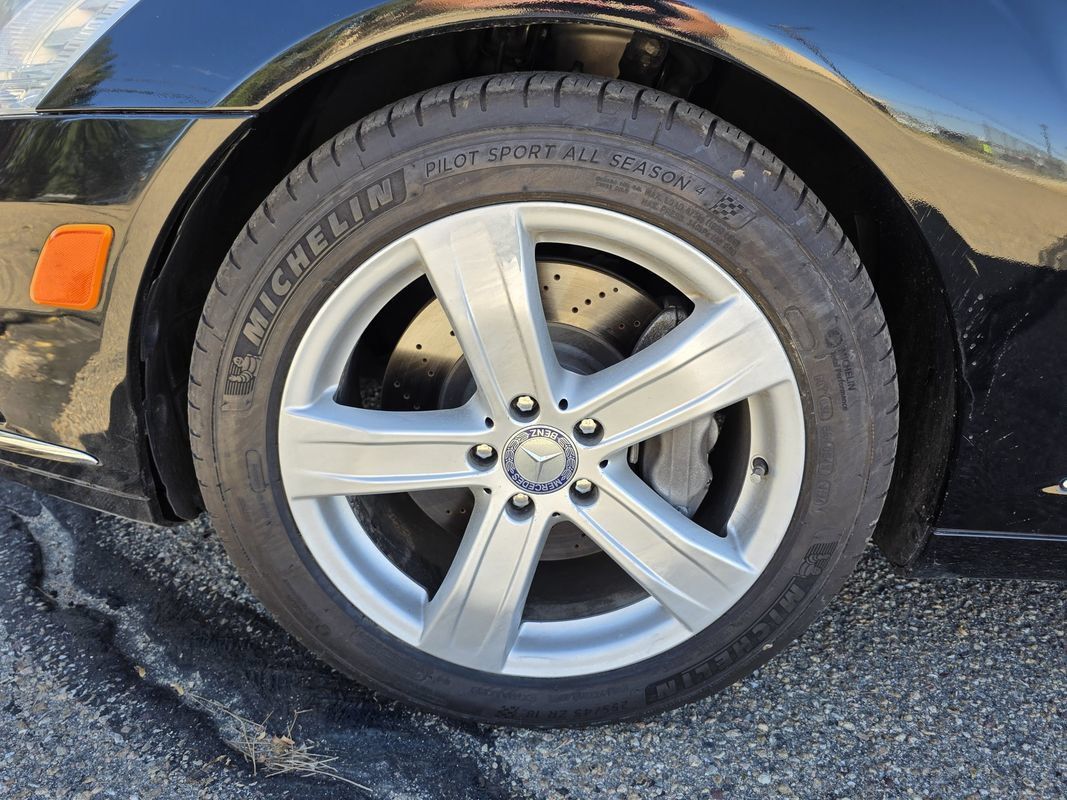 Used 2012 Mercedes-Benz S 550 4MATIC image 42