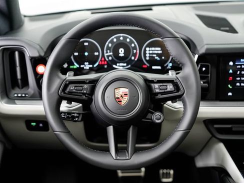 New 2026 Porsche Cayenne S AWD/4WD image 13