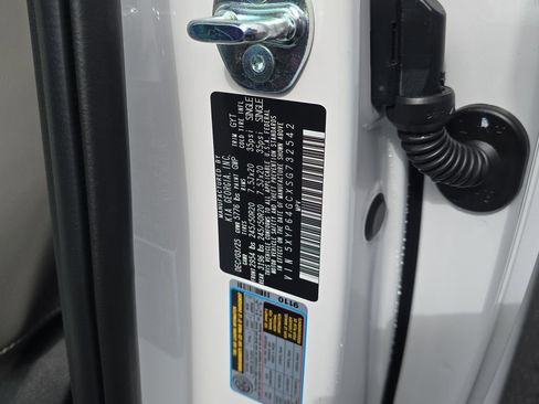 New 2025 Kia Telluride S image 34