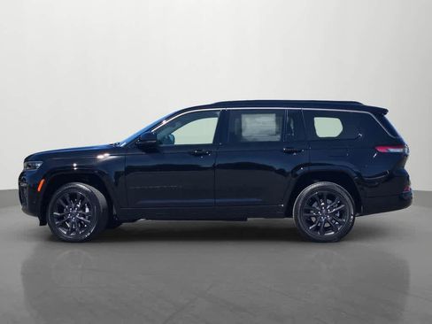 New 2026 Jeep Grand Cherokee L Limited AWD/4WD image 3