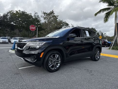 Used 2023 Kia Seltos S image 29