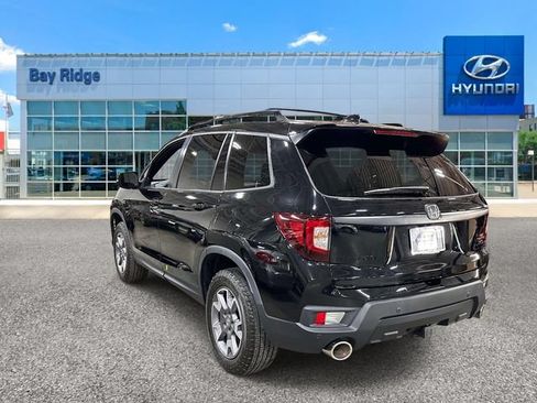 Used 2023 Honda Passport TrailSport image 7