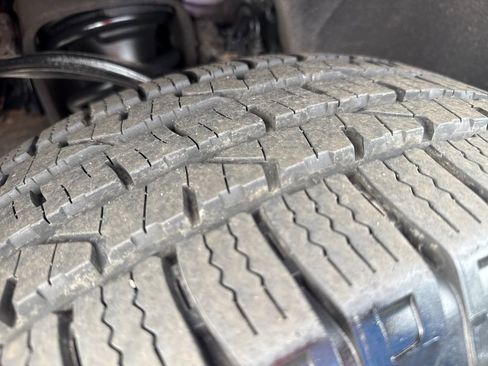 Used 2021 Chevrolet Silverado 1500 LT Trail Boss image 35