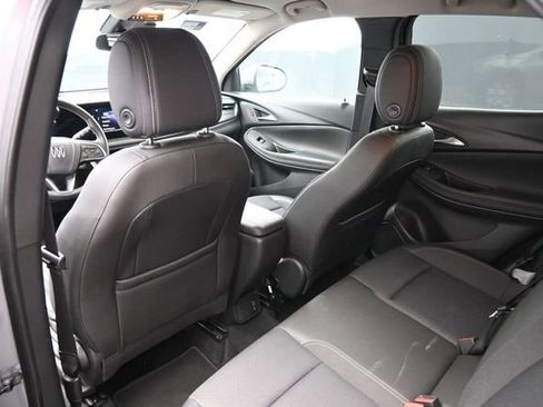 Used 2025 Buick Encore GX Preferred AWD/4WD image 30