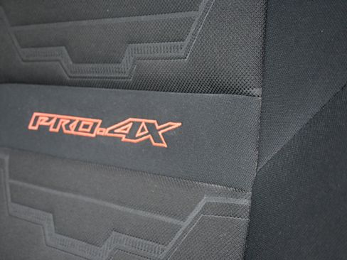 Certified 2022 Nissan Frontier PRO-4X image 22