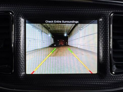 Used 2015 Dodge Challenger SRT Hellcat RWD image 31