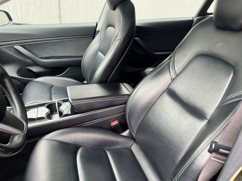 Used 2018 Tesla Model 3 Long Range image 13