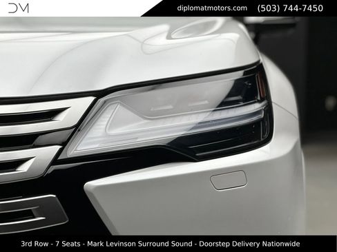 Used 2024 Lexus LX 600 4WD w/ Interior Upgrade Package image 13