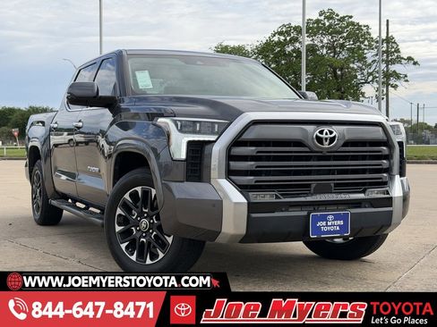 Used 2024 Toyota Tundra Limited image 2