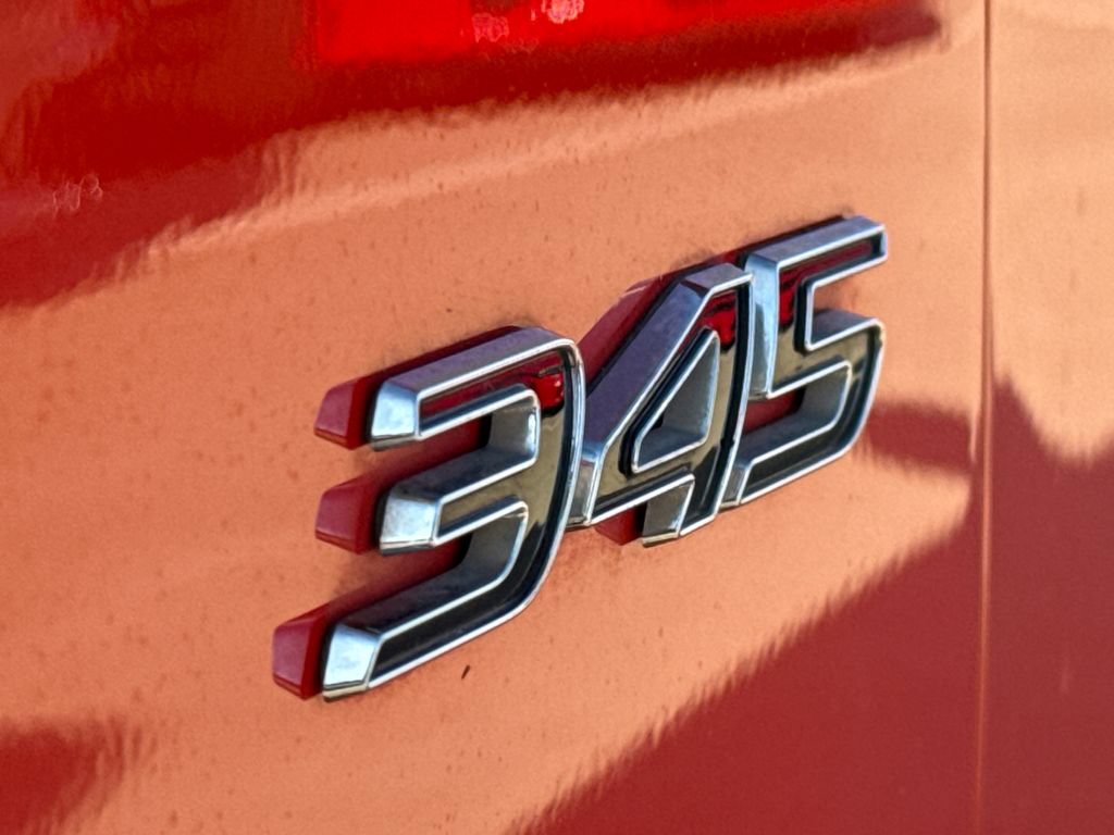 Used 2023 Dodge Charger R/T w/ Performance Handling Group RWD image 6