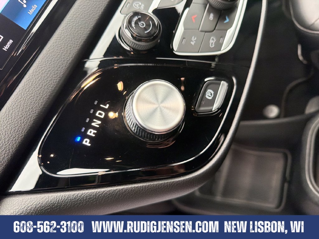 Used 2025 Chrysler Pacifica Select FWD image 22