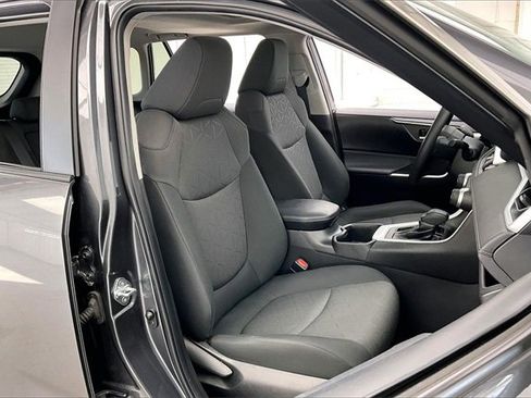 Used 2023 Toyota RAV4 XLE image 7