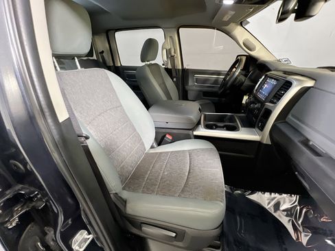 Used 2018 RAM 1500 Big Horn image 25