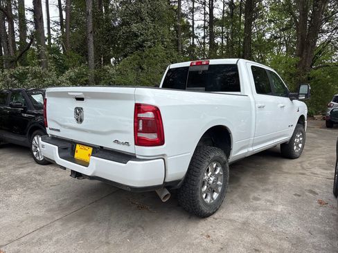Used 2024 RAM 2500 Laramie AWD/4WD image 5