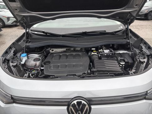 Used 2026 Volkswagen Tiguan SE AWD/4WD image 33