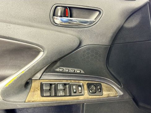 Used 2010 Lexus IS 250C image 22