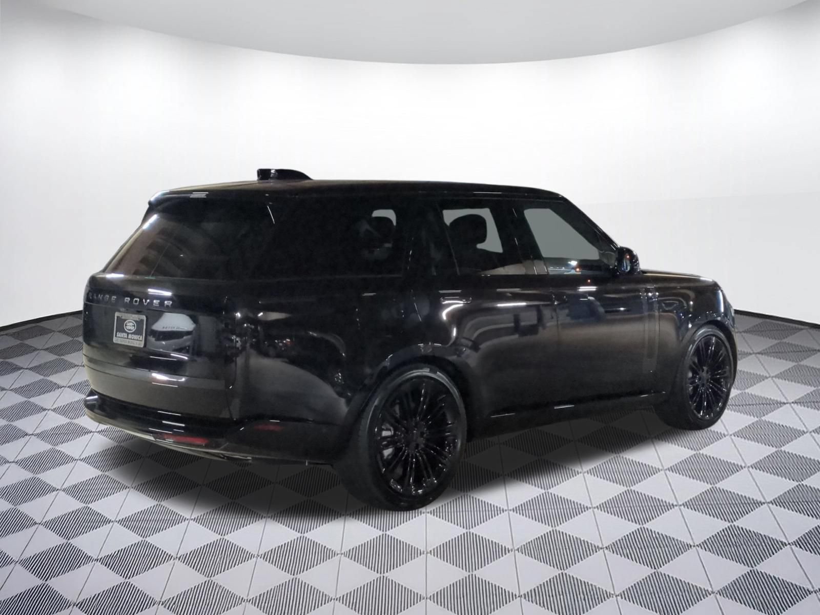 New 2026 Land Rover Range Rover SE AWD/4WD image 5