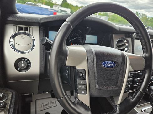 Used 2017 Ford Expedition Limited w/ Equipment Group 301A AWD/4WD image 24