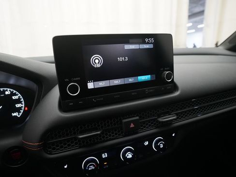 Certified 2024 Honda HR-V Sport image 6