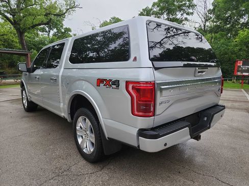 Used 2017 Ford F150 Platinum w/ Equipment Group 701A Luxury image 7